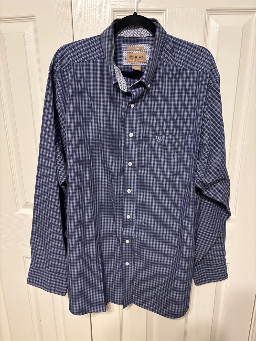 Ariat Immanuel Fitted  Wrinkle Free Button Down Shirt